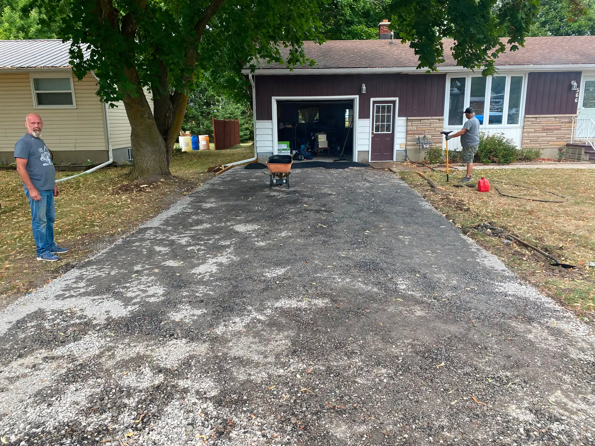 Why Choose Our Asphalt Services? project gallery image 4